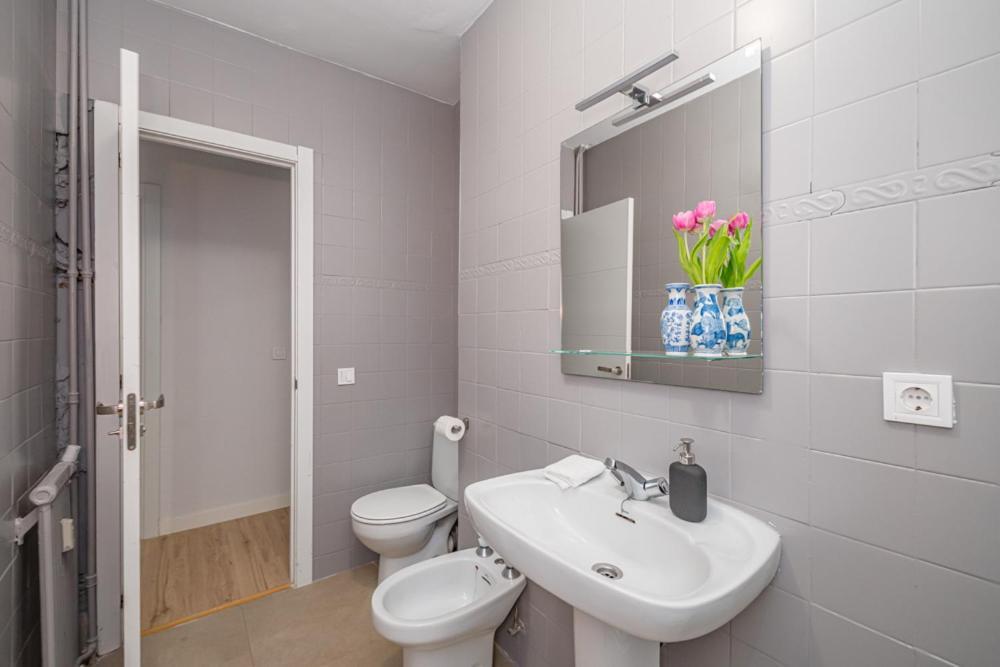 Madrid Rio Rooms Екстер'єр фото