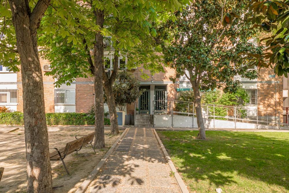 Madrid Rio Rooms Екстер'єр фото